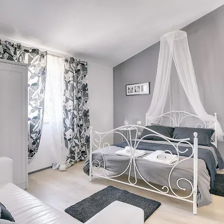Superb Modern With Pool Krnica
